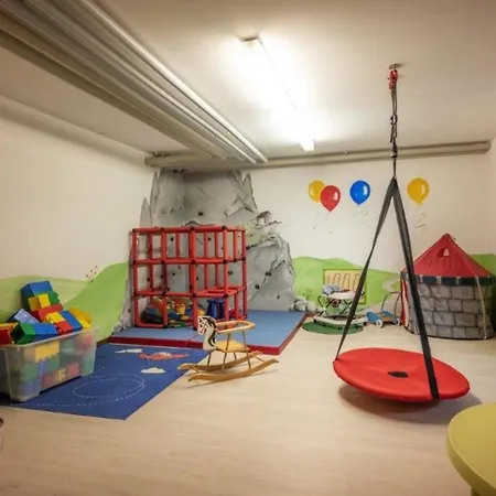 Chiemgau Comfort F4 Ferienwohnanlage Mit Hallenbad Und Sauna
